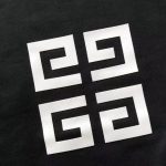 Sweatshirt Givenchy GV001 - Image 5