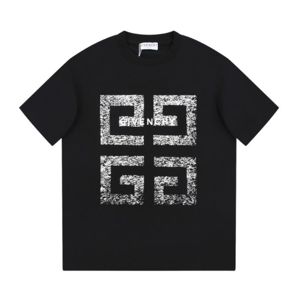 d119729_21651-1.jpg T-Shirt Givenchy GV008 - Image 1