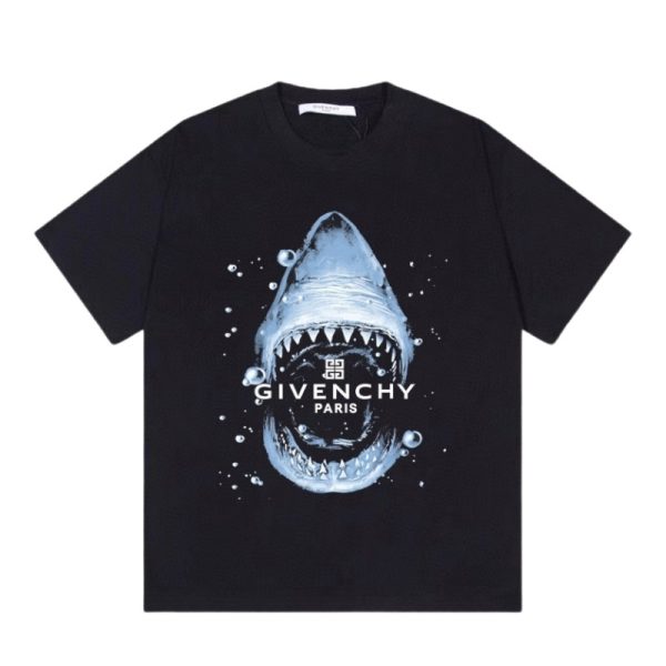 d119801_21777-1.jpg T-Shirt Givenchy Logo Shark GV013 - Image 1