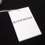T-Shirt Givenchy GV014 - Image 6