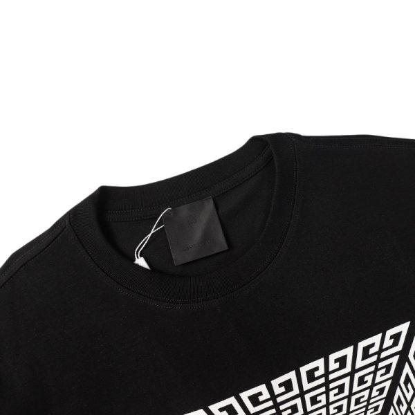 T-Shirt Givenchy GV017 - Image 4