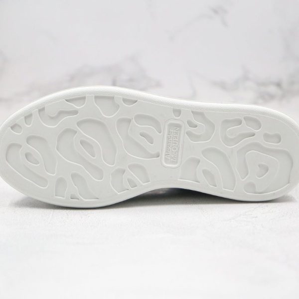 Alexander McQueen Over AMQ004 - Image 6