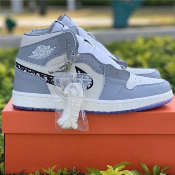 Air Jordan 1 x Dior High Retro JDN010 - Image 2