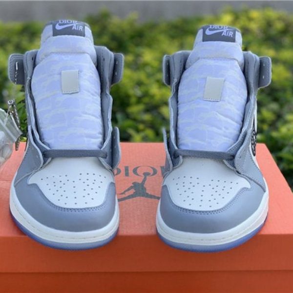 Air Jordan 1 x Dior High Retro JDN010 - Image 3