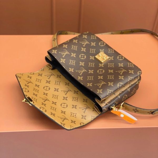 Shoulder Bag Louis Vuitton Métis LVW031 - Image 2