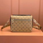 Shoulder Bag Louis Vuitton Métis LVW031 - Image 6