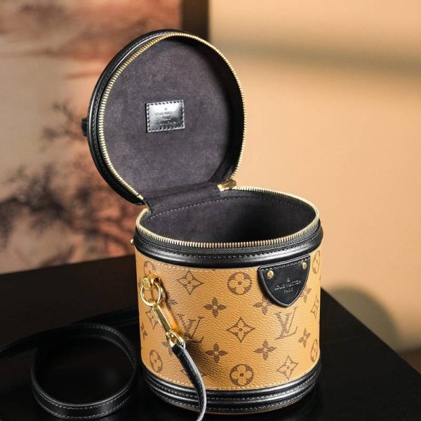 Shoulder Bag Louis Vuitton Cannes Micro LVW032 - Image 5
