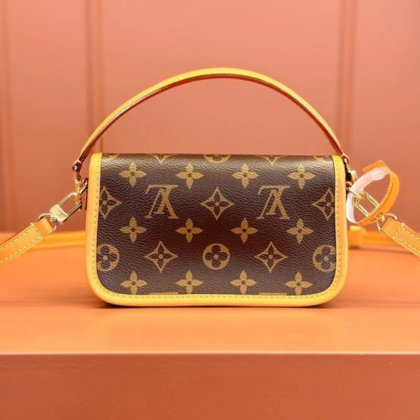 Shoulder Bag Louis Vuitton Nano Diane Monogram LVW033 - Image 2