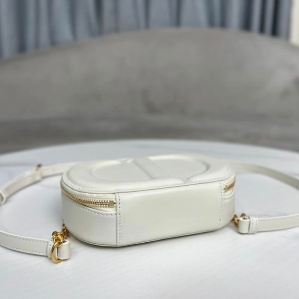 Shoulder Bag Dior Signature Camera Bag Off White DOW010 - Image 4
