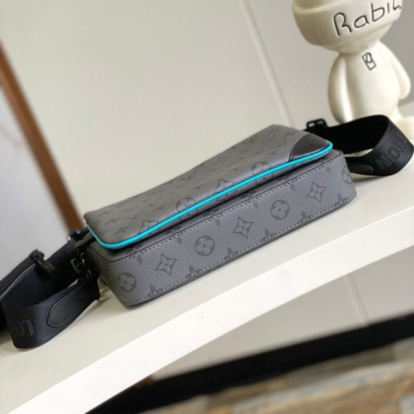 Louis Vuitton Trio Messenger LV042 - Image 4