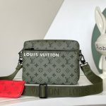 Louis Vuitton Trio Messenger LV042 - Image 8