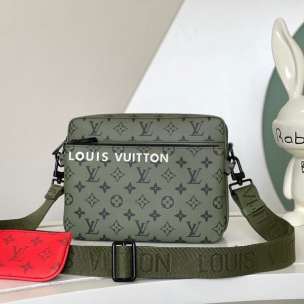 Louis Vuitton Trio Messenger LV042 - Image 8