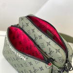 Louis Vuitton Trio Messenger LV042 - Image 11