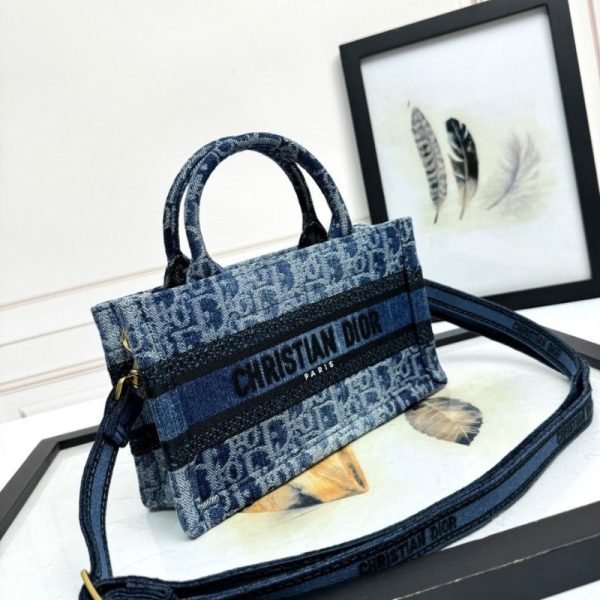 Christian Dior Mini Book Tote DO068 - Image 12