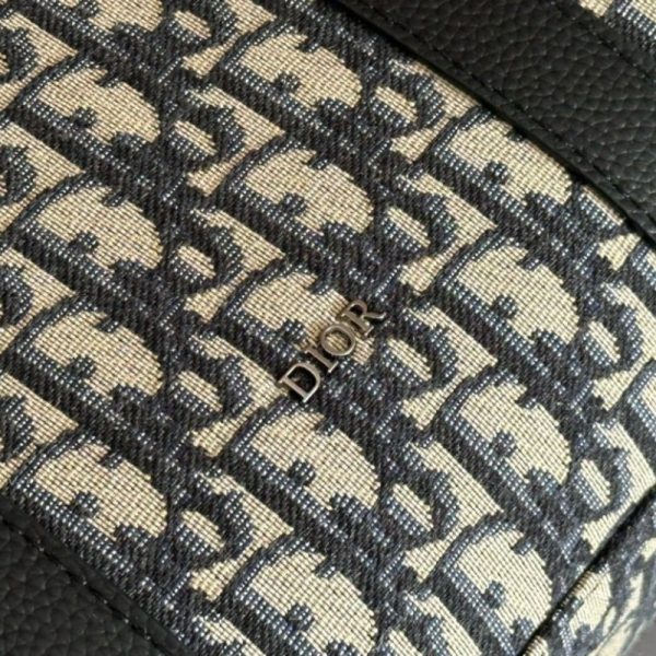 Christian Dior East-West Tote Bag DO069 - Image 6