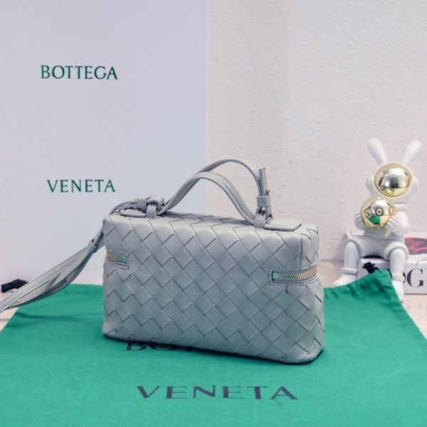Bottega Veneta Vanity Case Intrecciato BV001 - Image 14