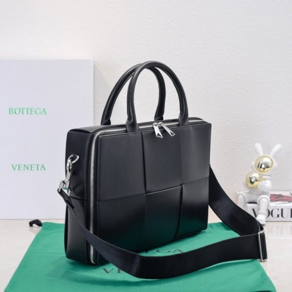 Bottega Veneta Arco Briefcase BV002 - Image 2