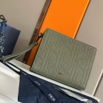 Christian Dior Triangle Pouch Gravity DO070 - Image 8