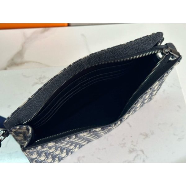 Christian Dior Triangle Pouch Gravity DO070 - Image 19