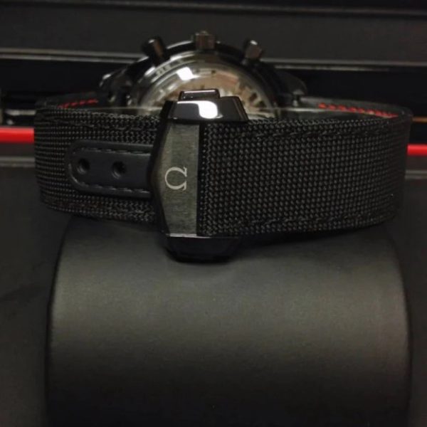 Omega Speedmaster Dark Side OMA004 - Image 3