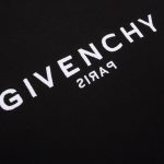 Sweatshirt Givenchy Reverse Logo Hoodie GV024 - Image 4