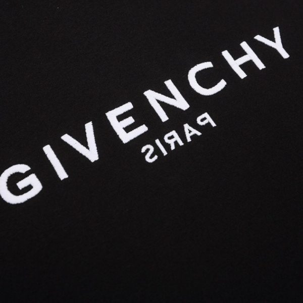 Sweatshirt Givenchy Reverse Logo Hoodie GV024 - Image 4