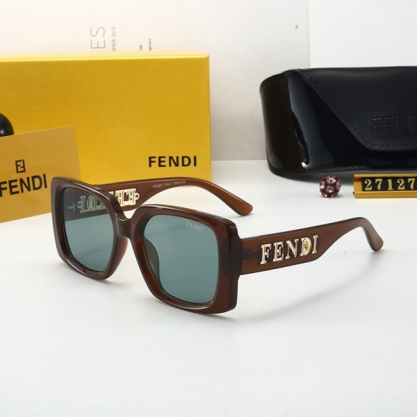 Sunglasses Fendi FDW011 - Image 2