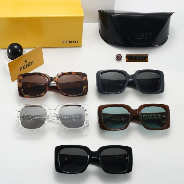 Sunglasses Fendi FDW011 - Image 9