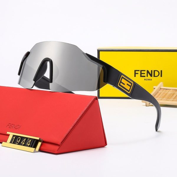 Sport Sunglasses Fendi FDW013 - Image 4