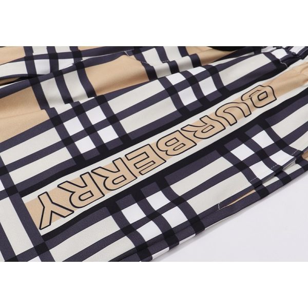 Short Burberry Chess BY027 - Image 4