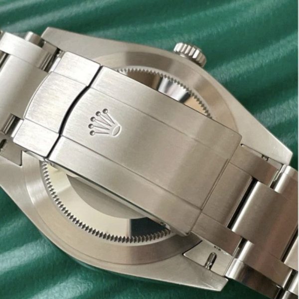 Rolex Oyster Perpetual RLX062 - Image 3