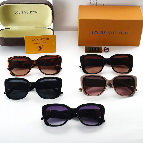 Sunglasses Louis Vuitton LVW57 - Image 9