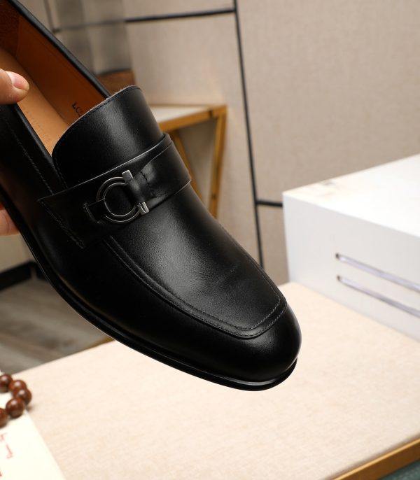 Ferragamo Caspian Loafers FG004 - Image 3