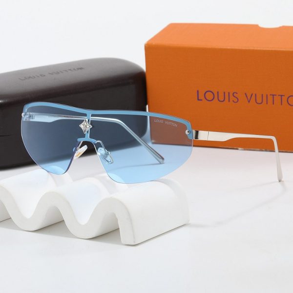 Sunglasses Louis Vuitton LVW063 - Image 2