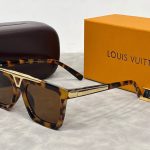 Sunglasses Louis Vuitton LVW067