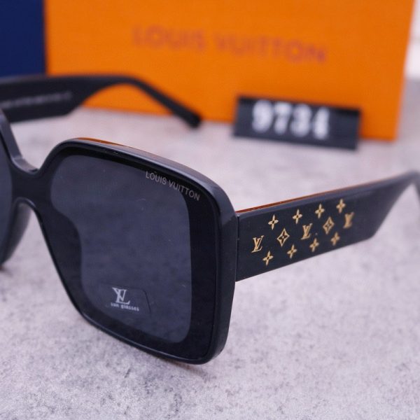 Sunglasses Louis Vuitton LVW069 - Image 3