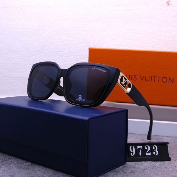 d141440_17628-1.jpg Sunglasses Louis Vuitton LVW070 - Image 1