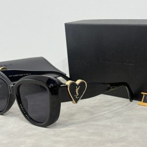 Sunglasses Yves Saint Laurent YSL015