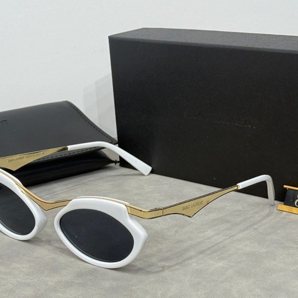 Sunglasses Yves Saint Laurent YSL017 - Image 5