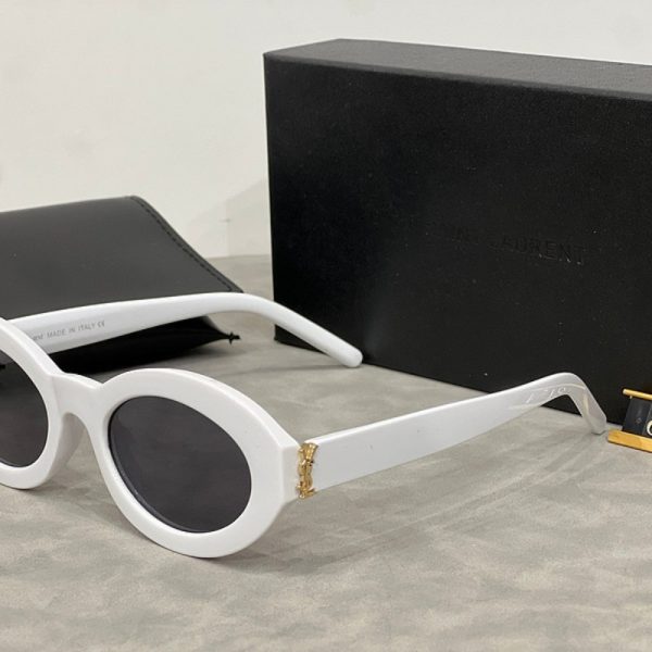 Sunglasses Yves Saint Laurent YSL024 - Image 6