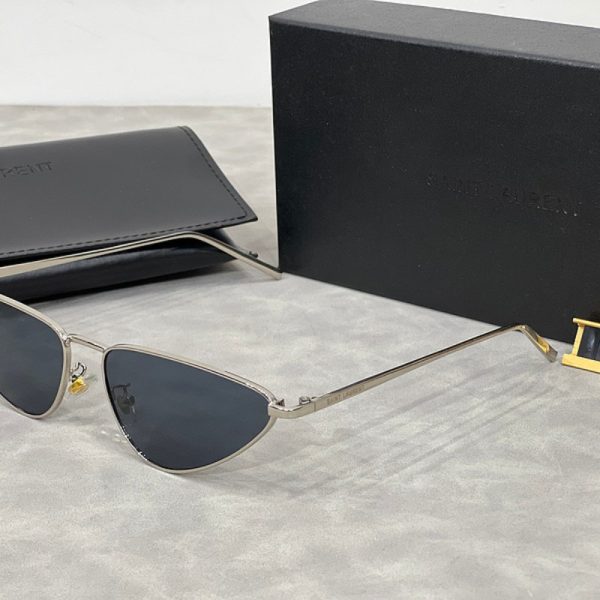 Sunglasses Yves Saint Laurent YSL025 - Image 6