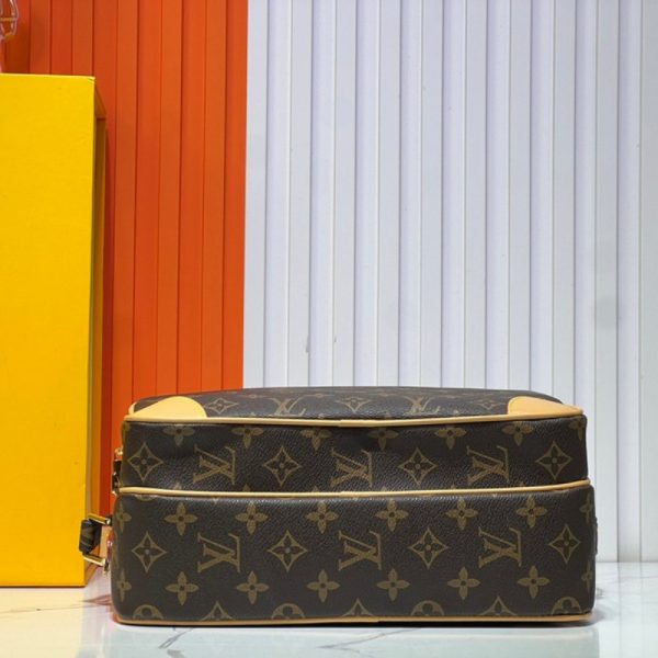 Shoulder Bag Louis Vuitton LV062 - Image 5