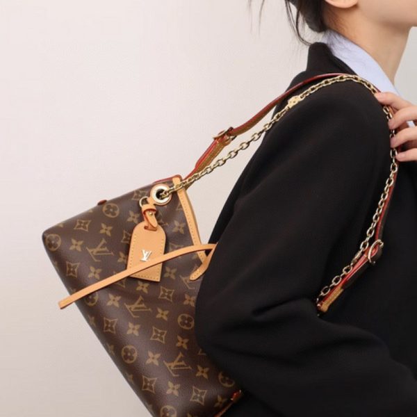 Shoulder Bag Louis Vuitton CarryAll BB LV065 - Image 7