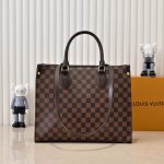 Shoulder Bag Louis Vuitton OnTheGo MM LV066