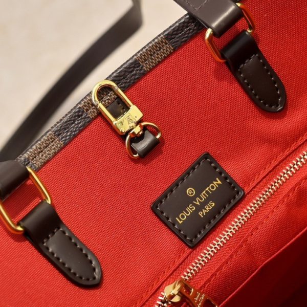 Shoulder Bag Louis Vuitton OnTheGo MM LV066 - Image 5