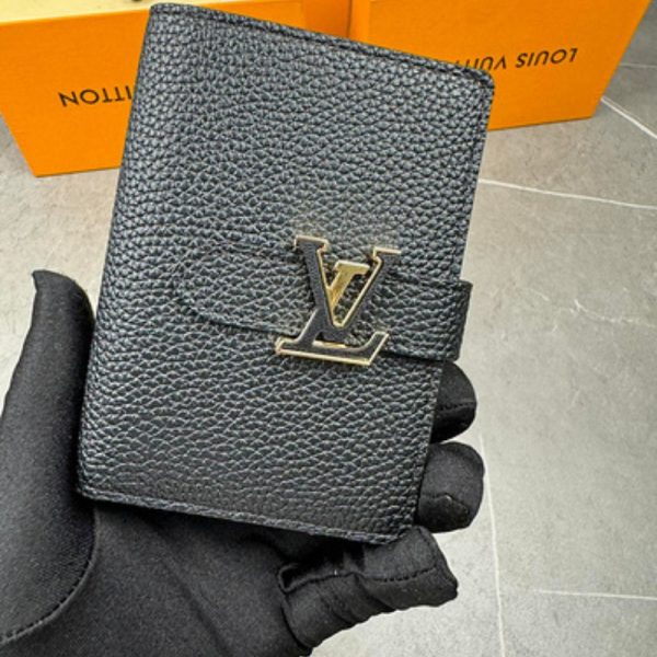d143257_11161-1.jpg Louis Vuitton Vertical Compact Wallet LV072 - Image 1