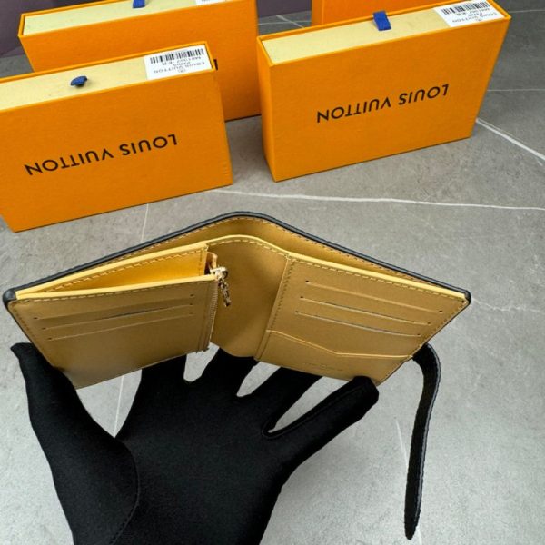 Louis Vuitton Vertical Compact Wallet LV072 - Image 5
