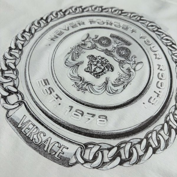 T-shirt Versace Never forget Your Roots VSC029 - Image 3