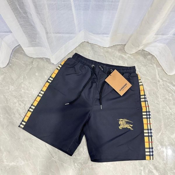 d147060_15316-1.jpg Short Burberry Black BY047 - Image 1