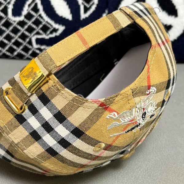 Cap Burberry Yellow BY050 - Image 4